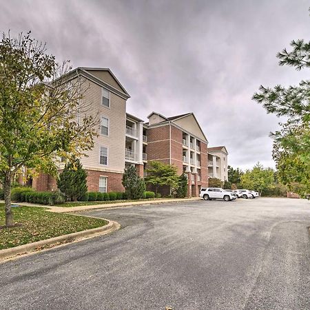 Inviting Branson Condo With Outdoor Dining Area Exterior photo